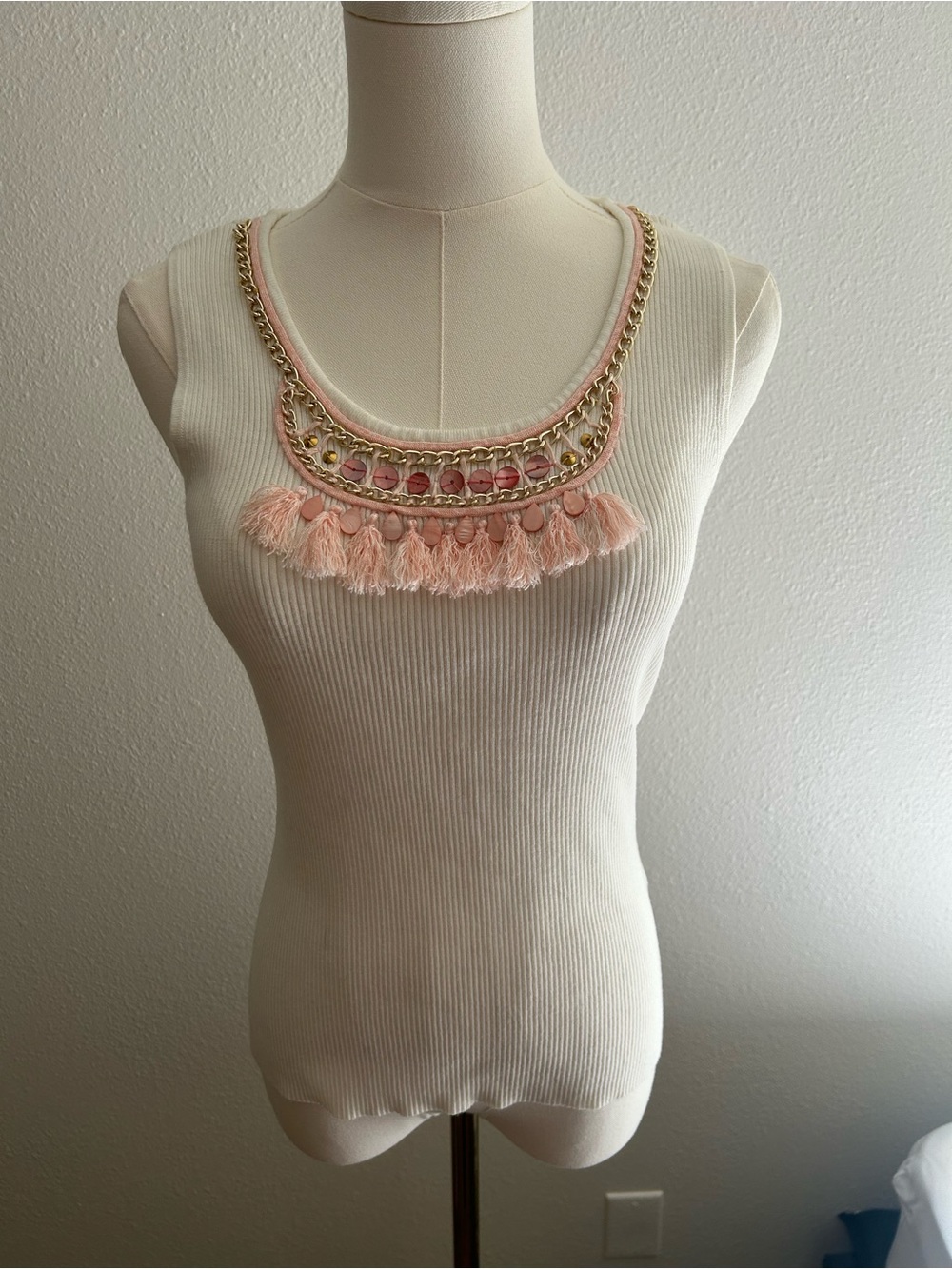 Ruby Rd. Y2K Cream Ribbed Tank with Pink Tassel & Gold Chain Trim